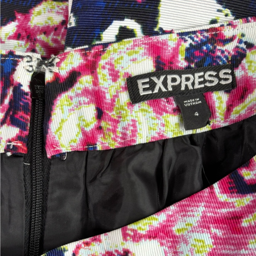 Floral A-line Tiered Full Mini Skirt Textured Grosgrain Fabric Lined w Pockets 4 - Picture 11 of 15